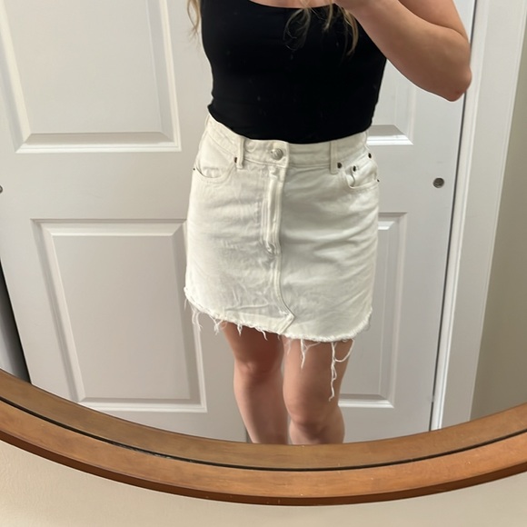 Zara Jean skirt - Picture 1 of 3